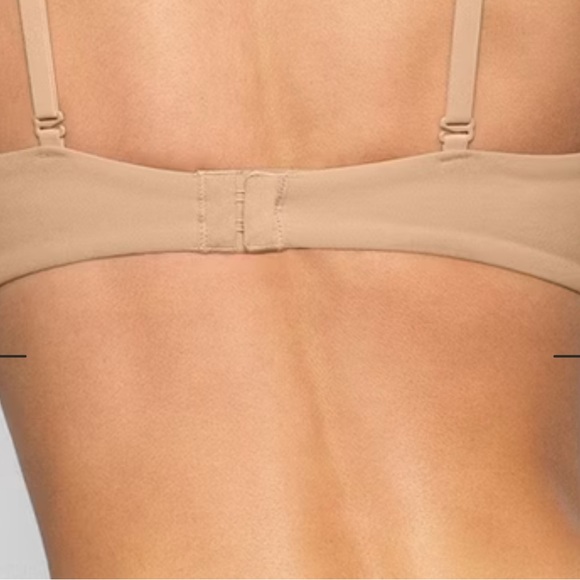 SKIMS Fits Everybody T-Shirt Demi Bra Size 40C Beige Underwire Padded - Picture 2 of 7